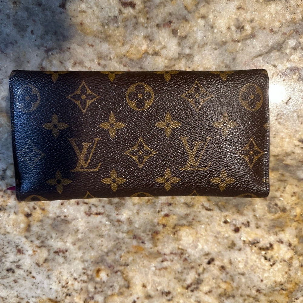 💕Authentic Louis Vuitton Josephine Wallet💕 - Picture 8 of 9